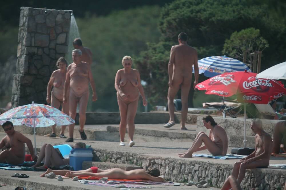 Cove Pyramid Shower Top pics - nudism and naturism