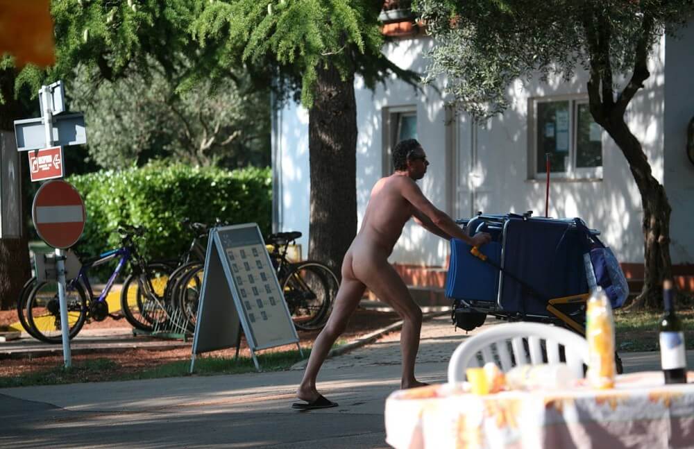 Park Side Street Pass-Bys photos - nudism and naturism