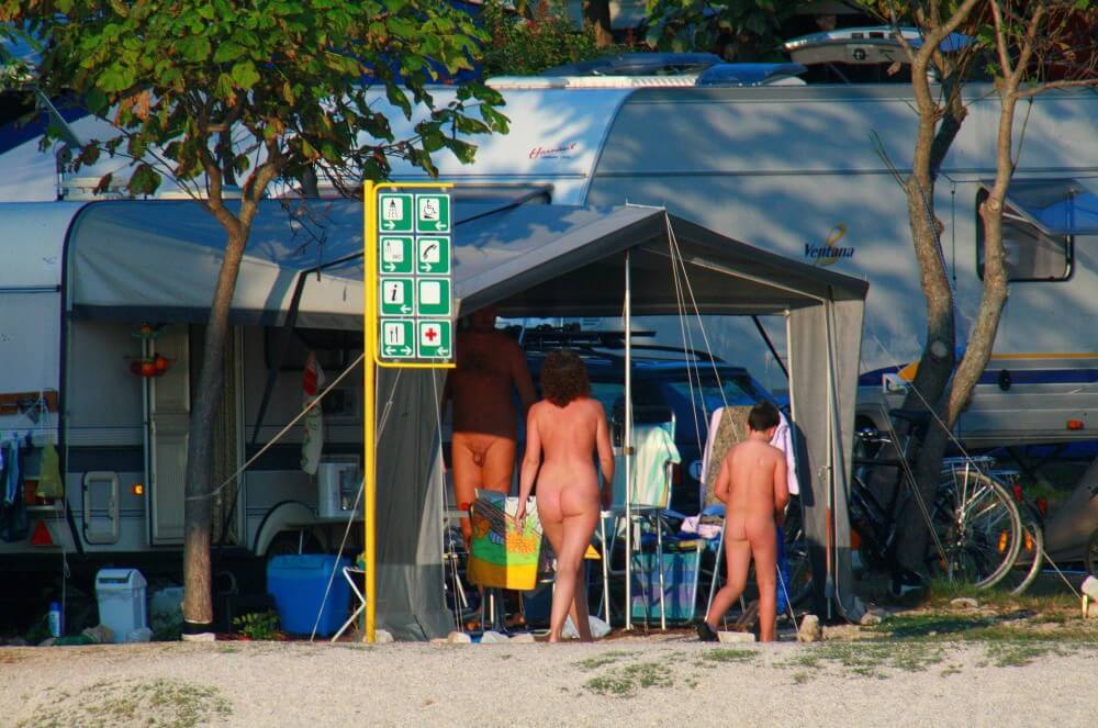 Ula FKK Camping photo gallery - nudism and naturism