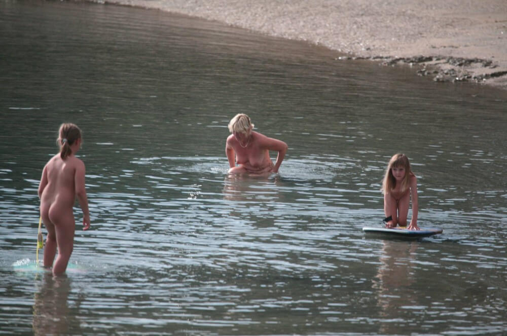 Naturism photo gallery # 14 - nudism and naturism