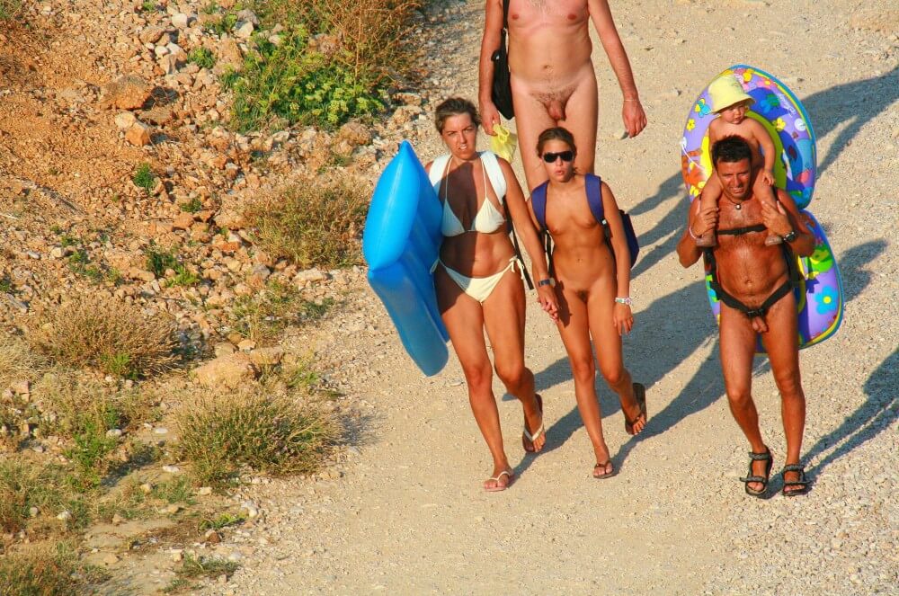 Ula FKK Beach Entry Hills pics - nudism and naturism