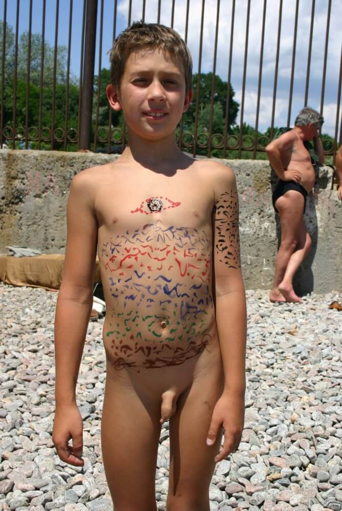 Father and Daughter Painted pics - nudism and naturism