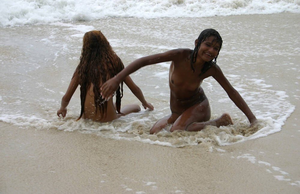 Brazilian Sand Playground pics - nudism and naturism