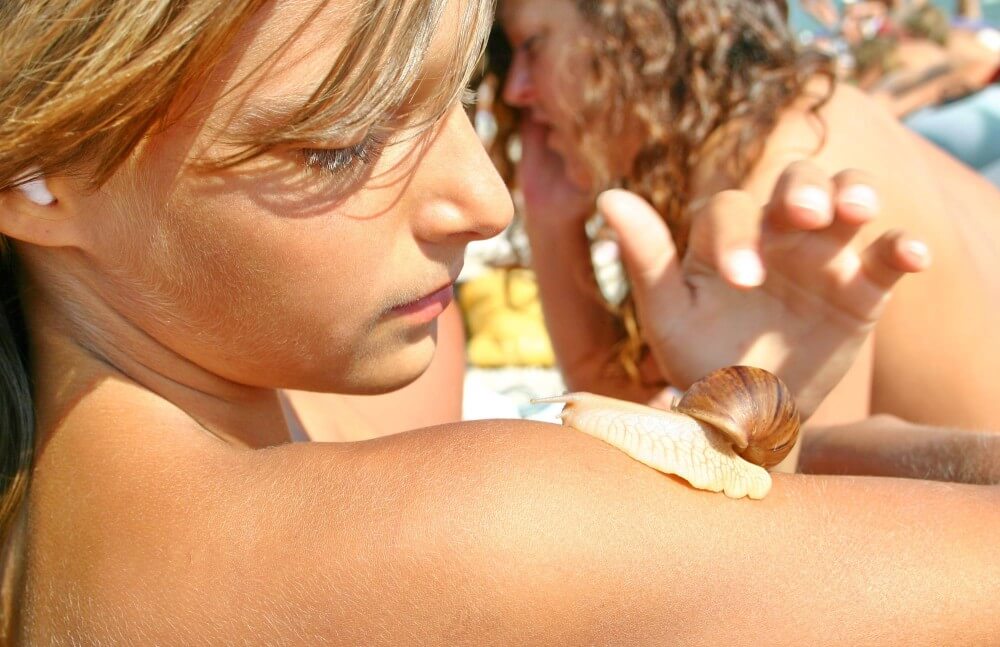Ulitka Play On the Beach pics - nudism and naturism