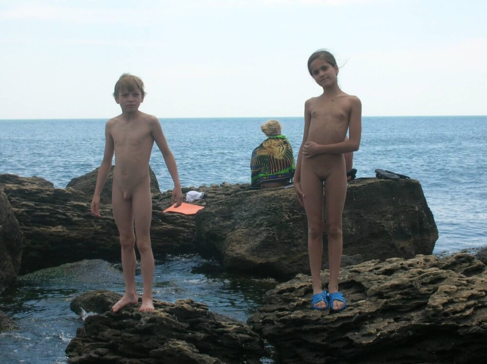 Beach Rocking Profile pics - nudism and naturism