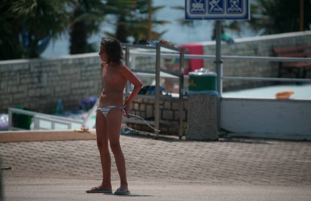 Naturist Pool Walkaround pics - nudism and naturism