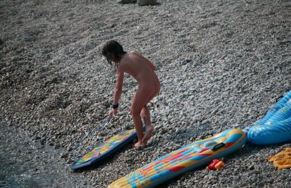 Naturist Surf Board Glides pics - nudism and naturism