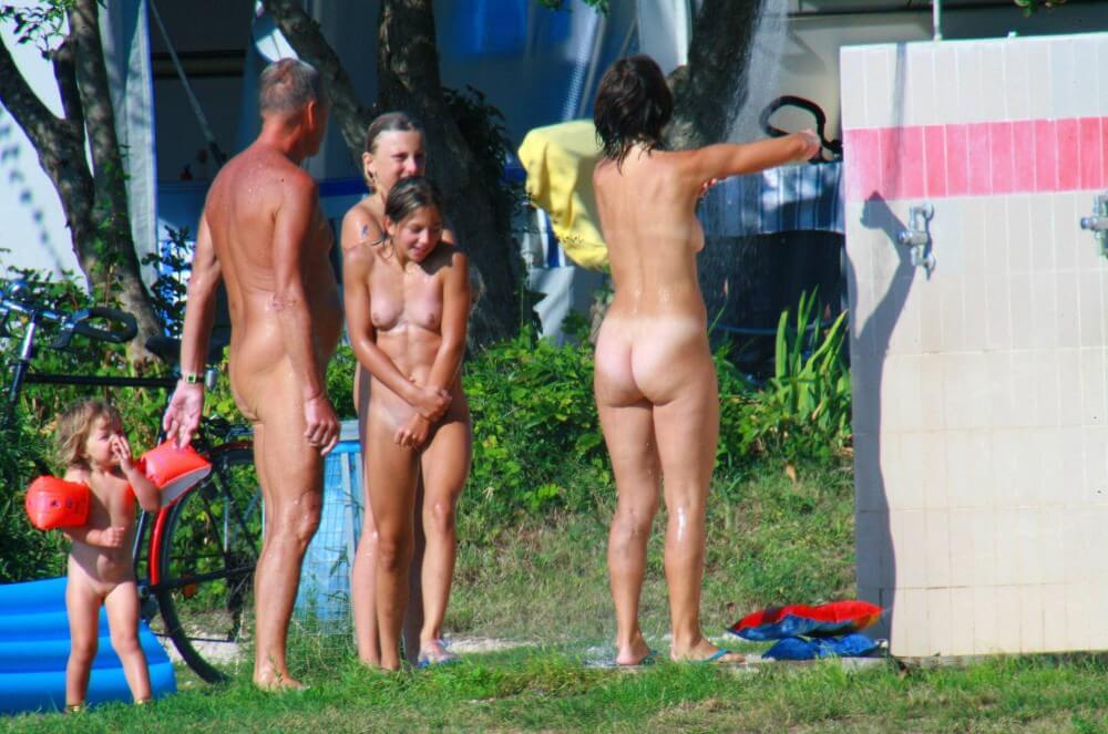 Ula FKK Water Toy pics - nudism and naturism