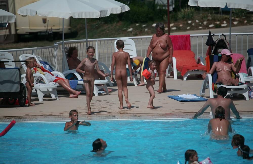 Naturist Afternoon Pool Games pics - nudism and naturism