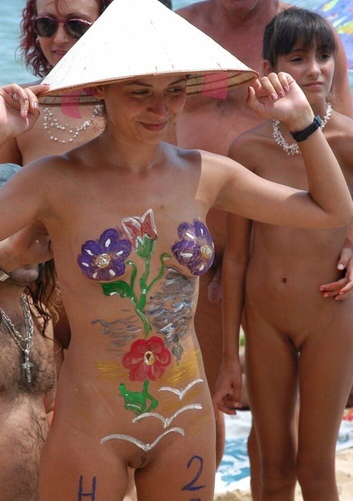 Nudist gathering on the beach video - nudism and naturism