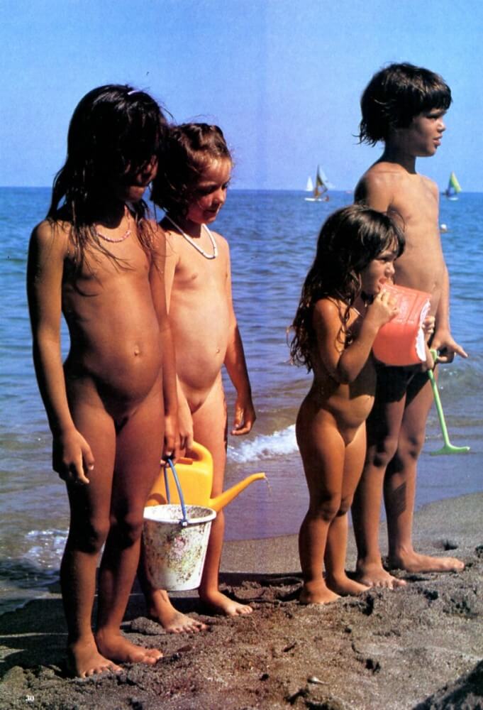 Jung und Frei Nr 6 - nudism and naturism