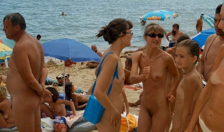 Documentary video naturism 1999 - nudism and naturism