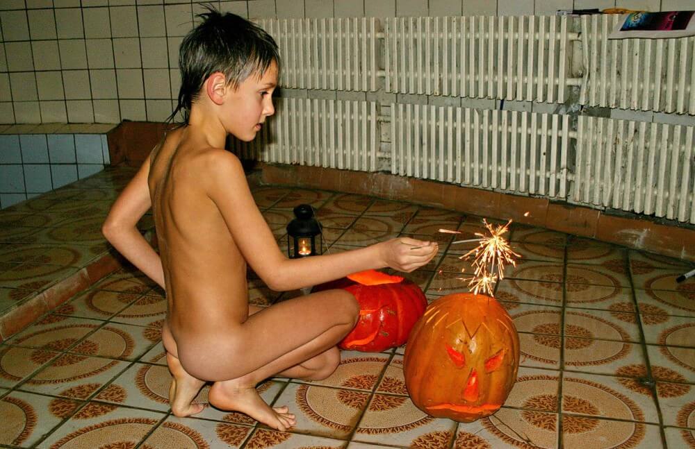 Naturism photo gallery # 20 - nudism and naturism
