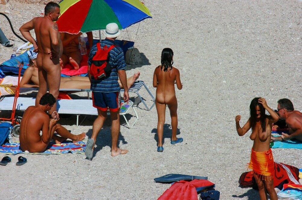 Uka FKK Beach Parenting Nudist beach pics - nudism and naturism