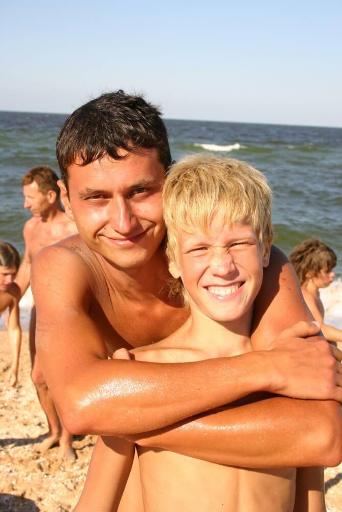 Naturist Group Pictures - nudism and naturism