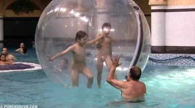 Aquatic Park Zone 1 - nudism and naturism